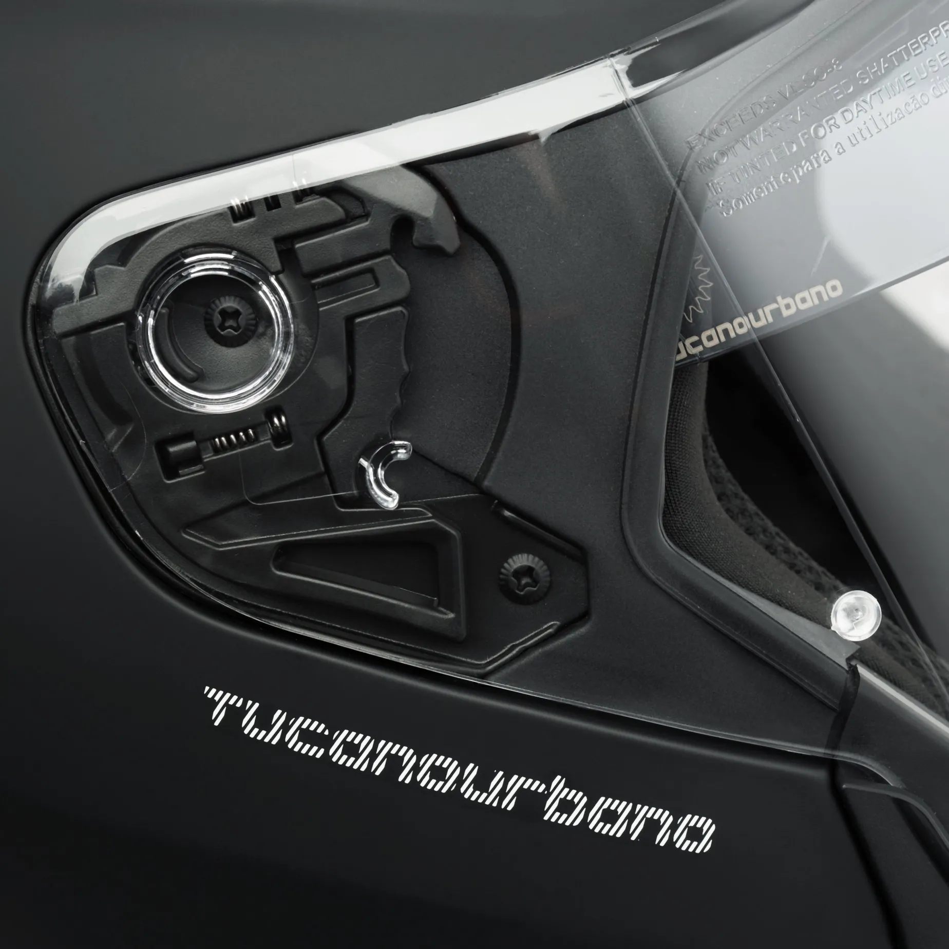 Casco HYPERLINK